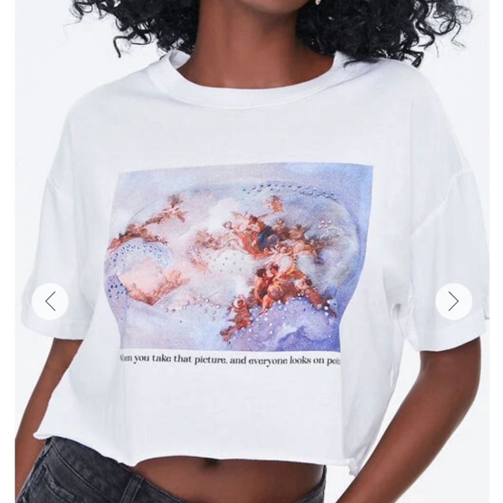 Cropped t with front print